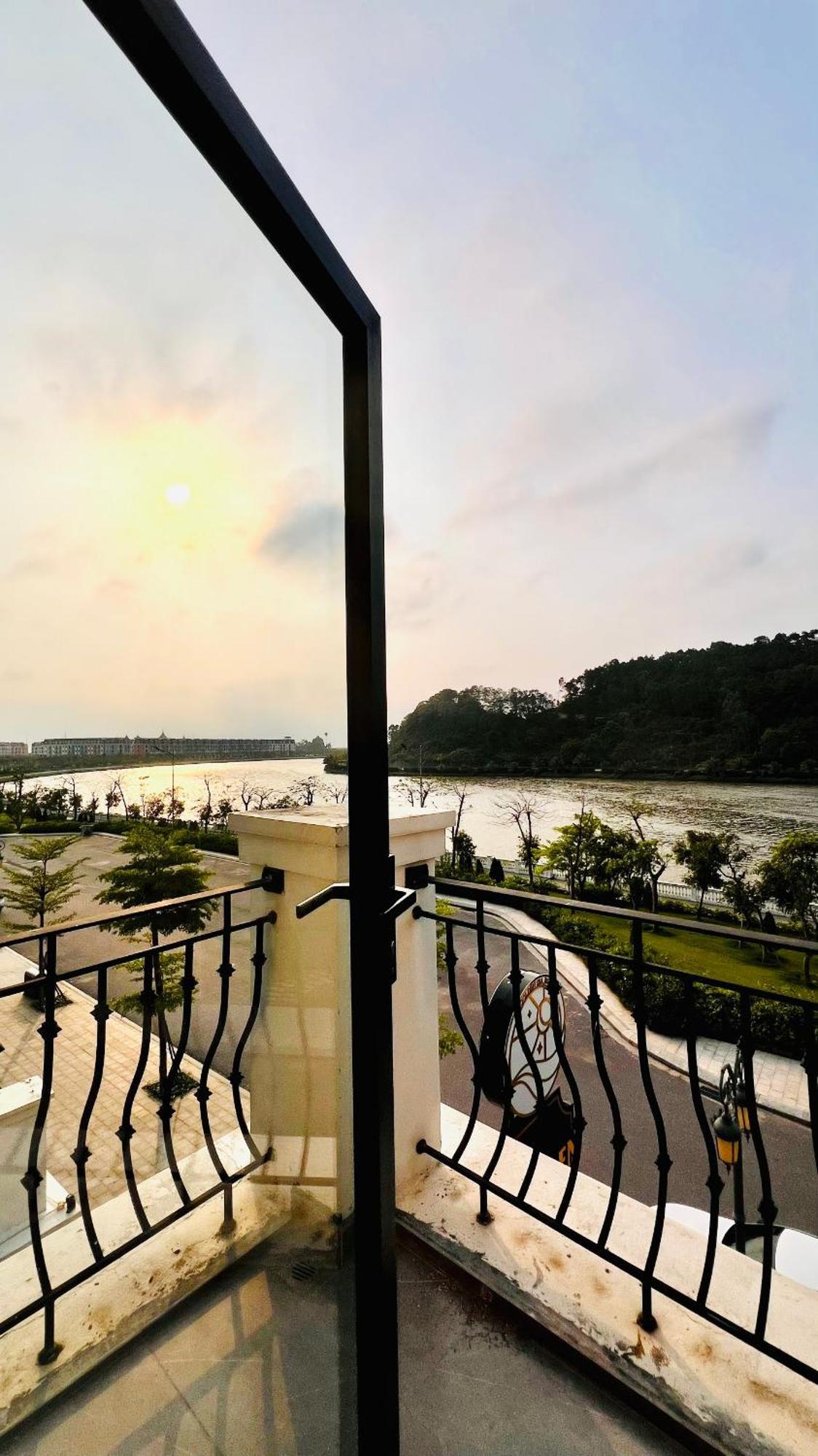 Golden Sea Hotel *** Ðố Sơn Zewnętrze zdjęcie