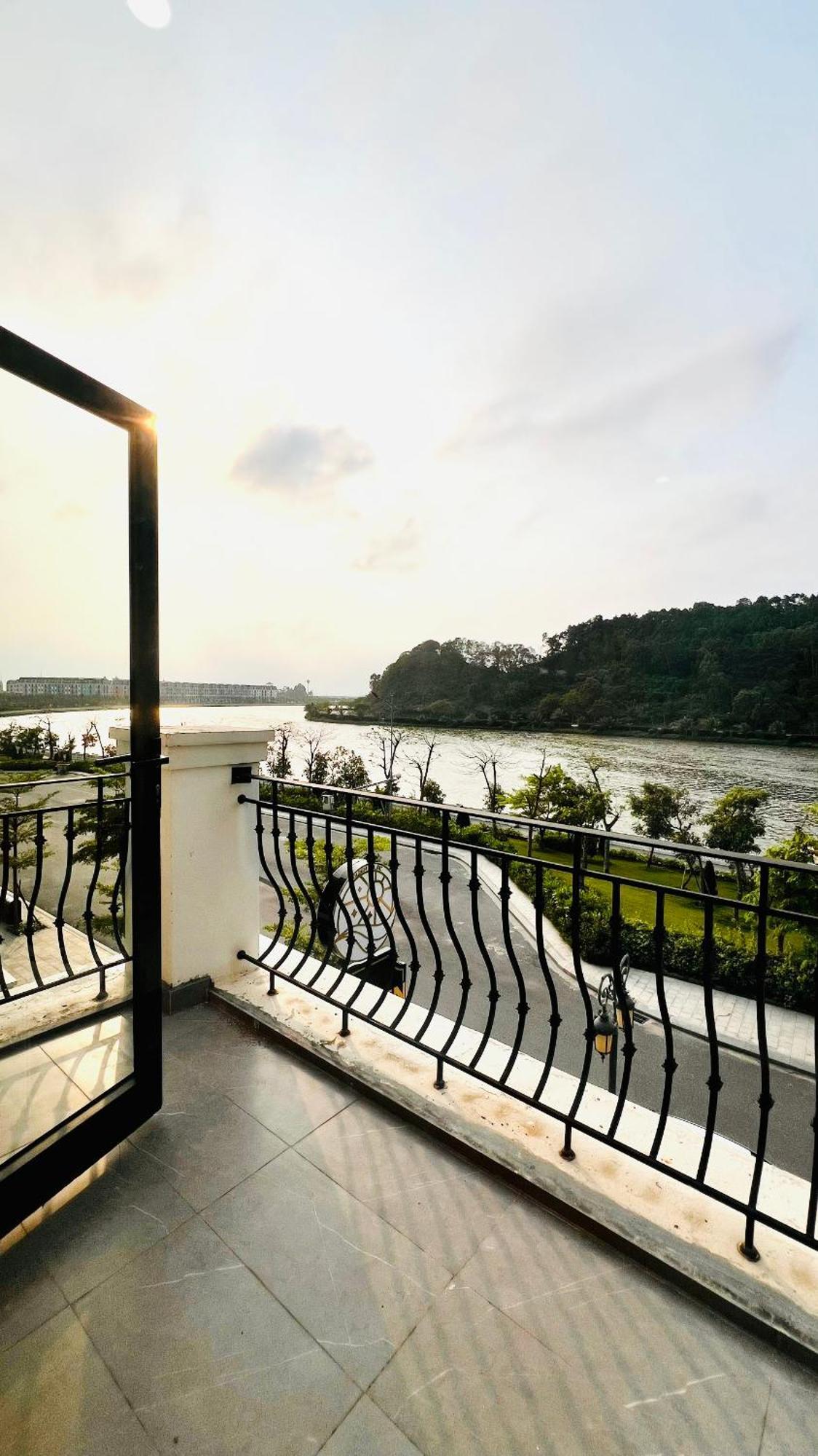 Golden Sea Hotel *** Ðố Sơn Zewnętrze zdjęcie